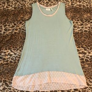 LOGO by Lori Goldstein layering top